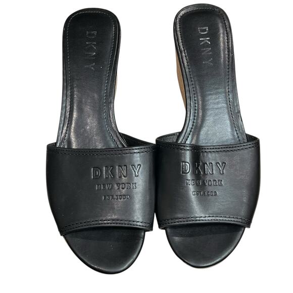 DKNY Platform Wedge Sandal Womens 8.5 Black Logo Cork Like Slip On Retro Chic - Picture 3 of 13
